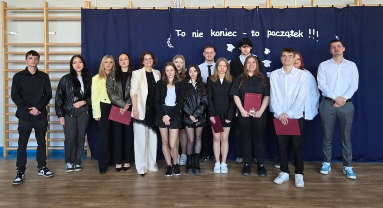 Uroczyste zakończenie roku szkolnego klasy 5TH
